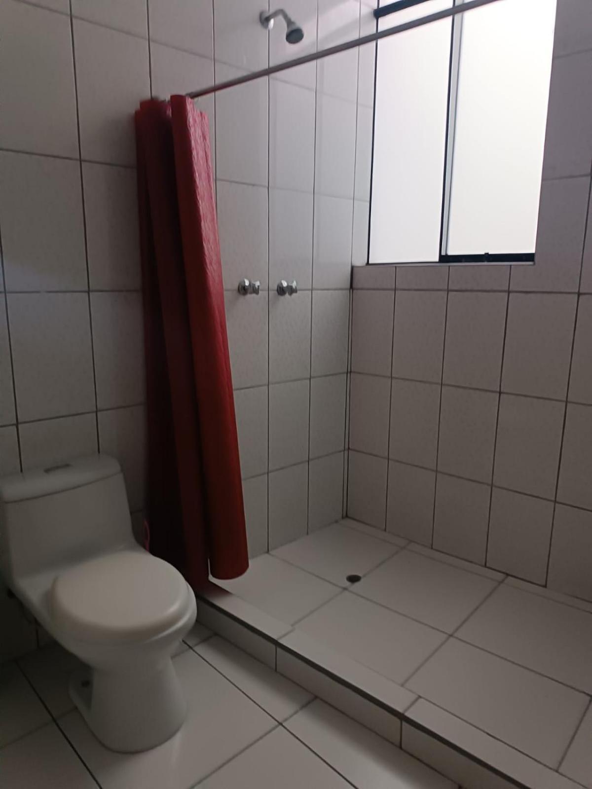 Hostal Yuraq Wasi 596 Ayacucho Esterno foto