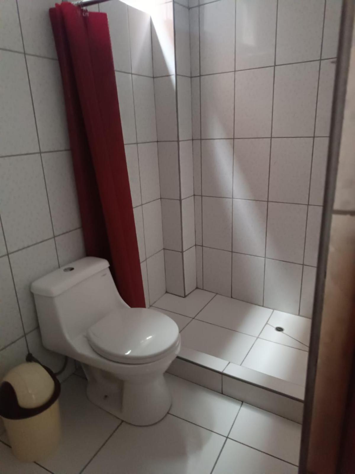 Hostal Yuraq Wasi 596 Ayacucho Esterno foto